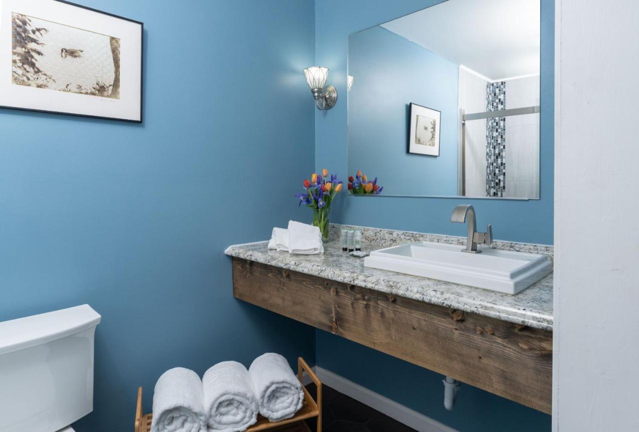Magnolia Manor And Chapel Bed & Breakfast Humboldt Bagian luar foto